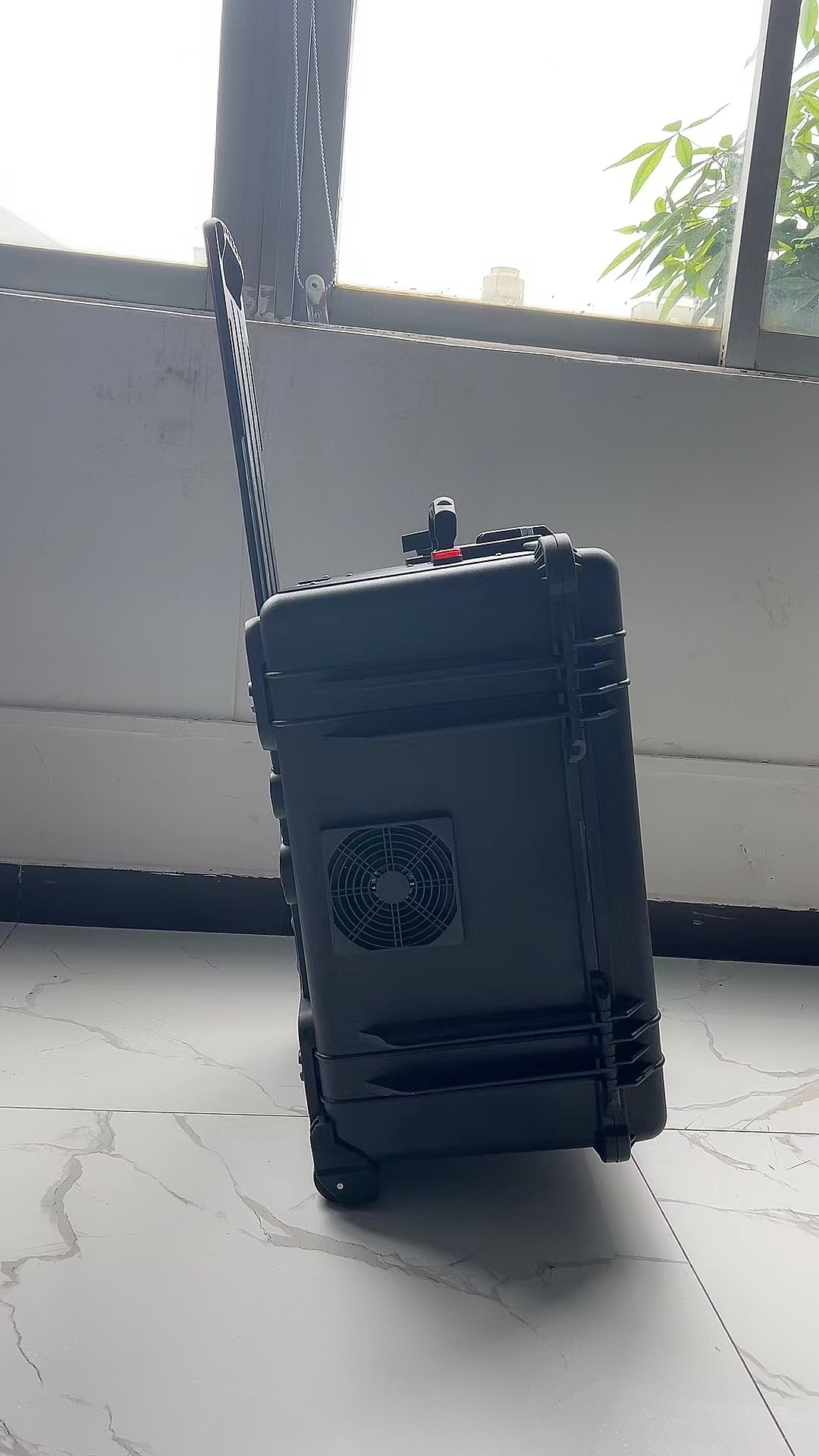 德阳手拉箱型移动通信干扰器